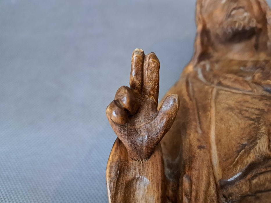 Jezus Chrystus rzeźba drewniana, wys. 39 cm