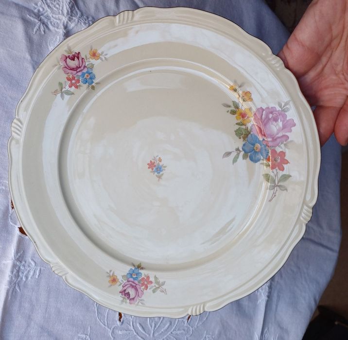 Тарелки винтажные Германия,старинные блюда.