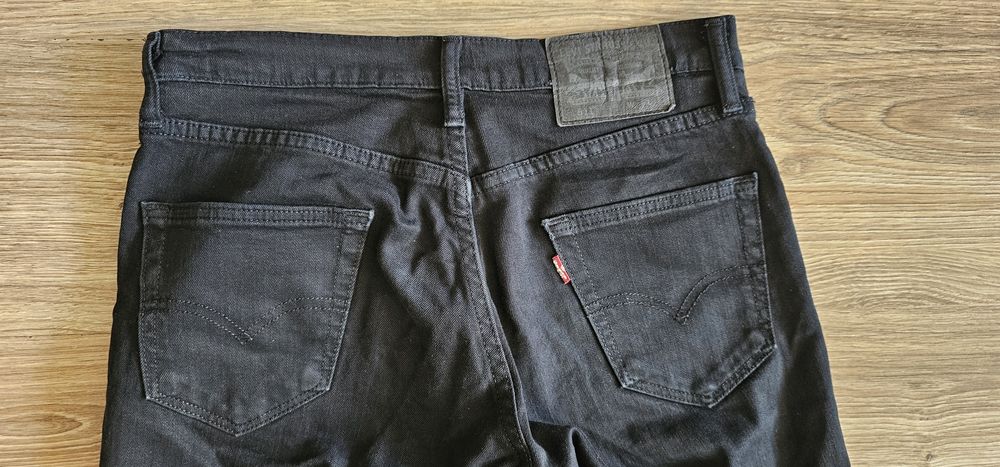 Levis 511 W30 L32 spodnie dżinsowe wymiary na zdjęciach  kolor czarny