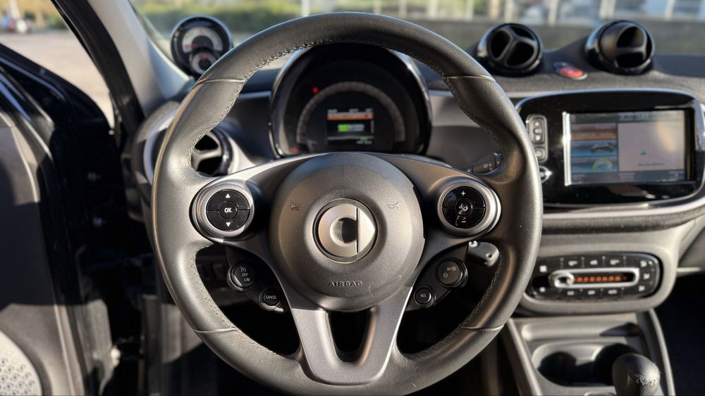 Smart Forfour EQ (ELETRICO) 2019, Passion Black Edition