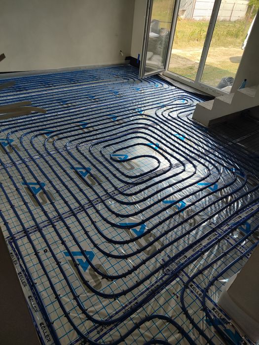 Hydraulik, usługi hydrauliczne