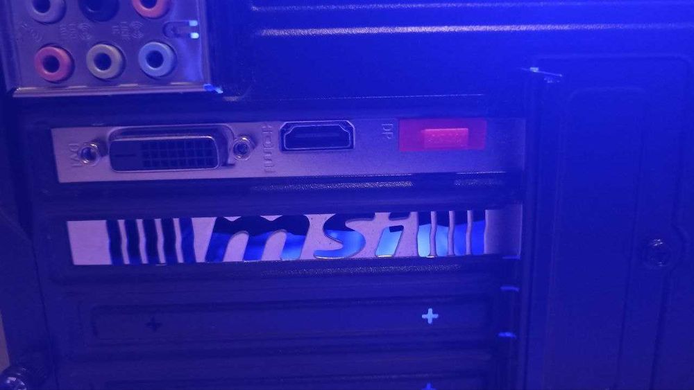 Komputer i7-4770, 16gb DDR3, RX460