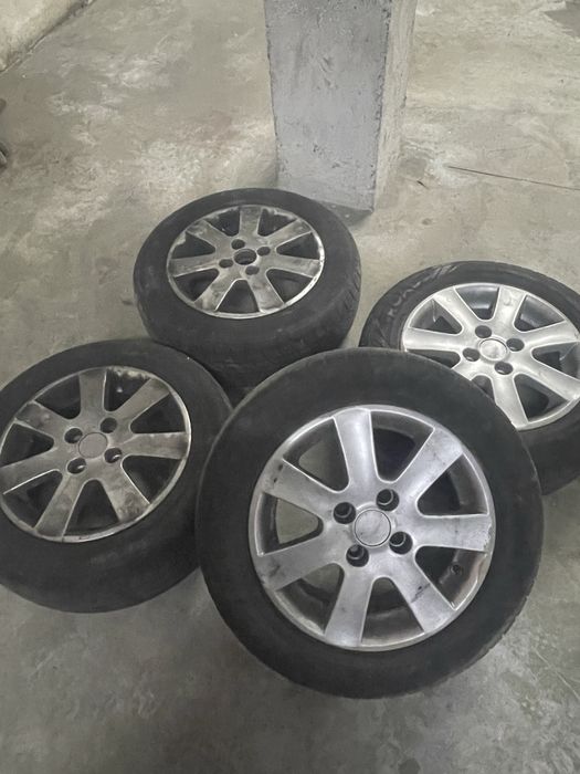 Vendo jantes 14 com os pneus