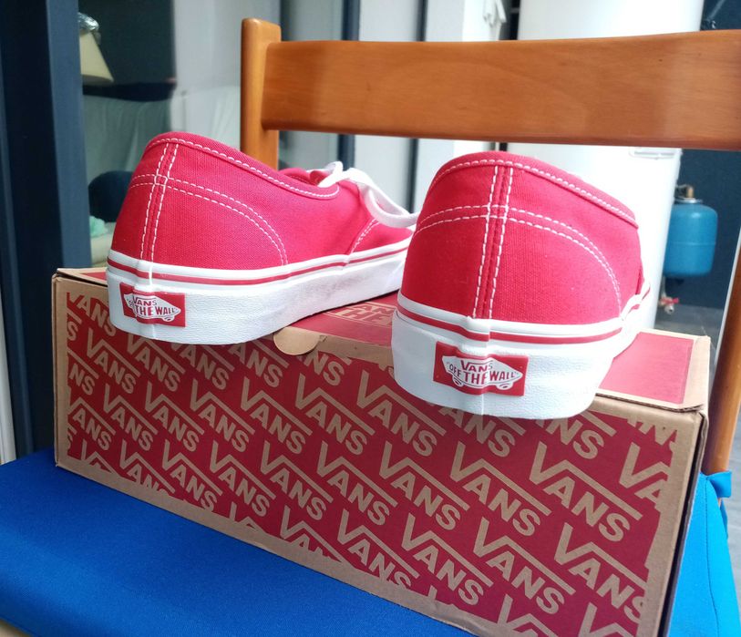 Ténis Vans Vermelhos