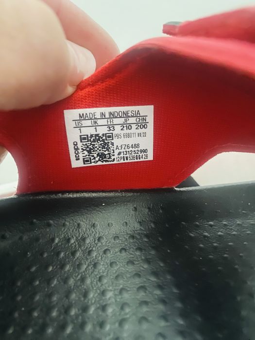Sandały adidasy nowe rozmiar 33