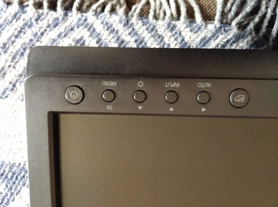 Монітор PHILIPS 17"