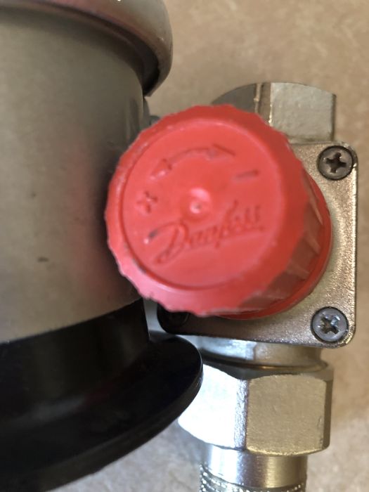 Кран для отопления Данфосс (Danfoss)