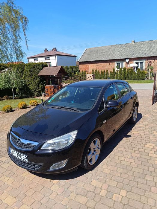 Opel Astra 1.4 Turbo 2010