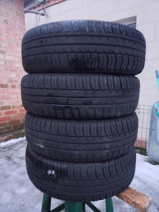 Резина 175/65 R14 82H Б/У (Комплект 4 штуки) 2500 грн
