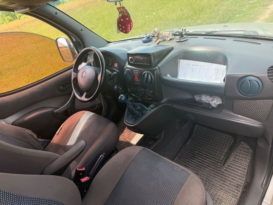 Автомобіль Fiat Doblo