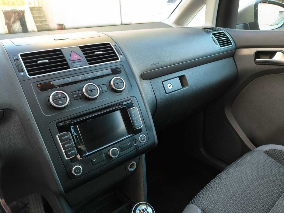 Volkswagen Touran 1.6 TDI 2012