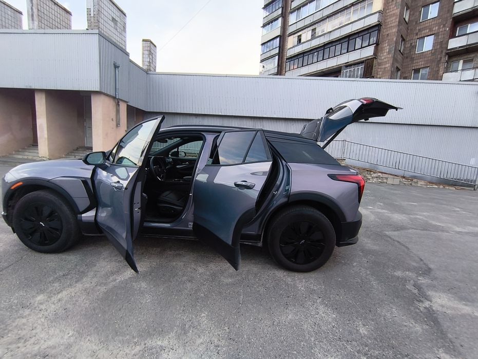 Продаж Chevrolet blazer LT