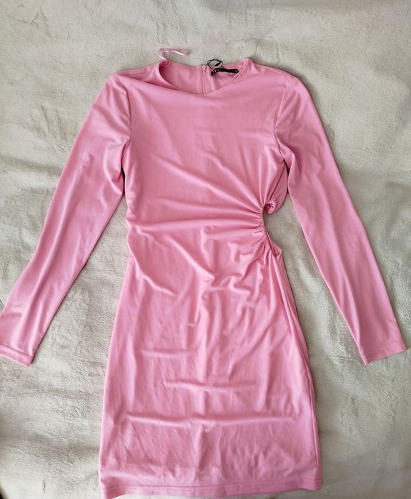 Рожева  сукня  Zara