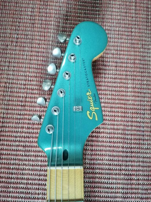 Guitarra Squier Classic Vibe 50