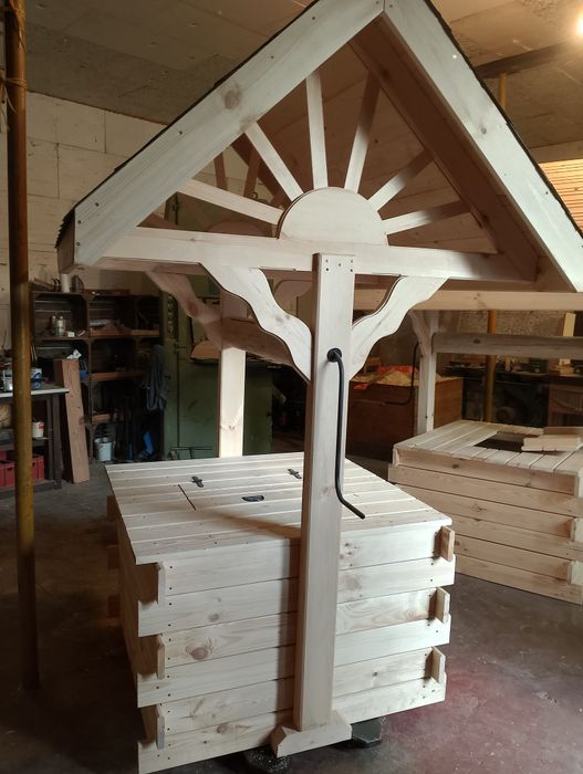 Studnia ogrodowa ozdobna