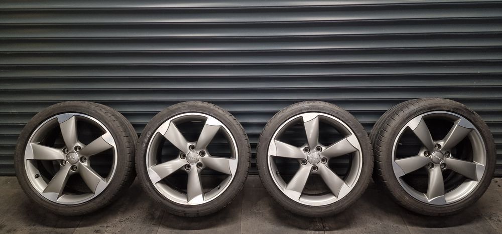 Koła letnie AUDI A3 8P  225/40 R18 
ROTOR