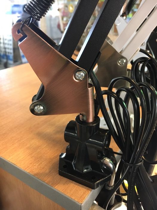 Настольна лампа в стилі ЛОФТ TONY