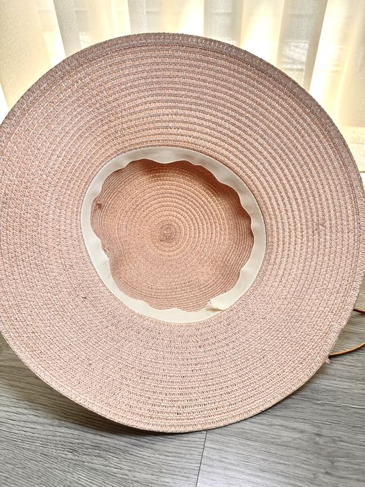 Chapeu artesanal de senhora