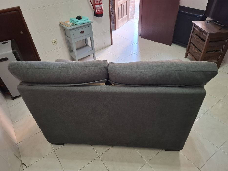 Sofá duplo em tecido