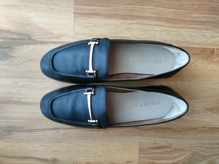 Skórzane loafersy 37