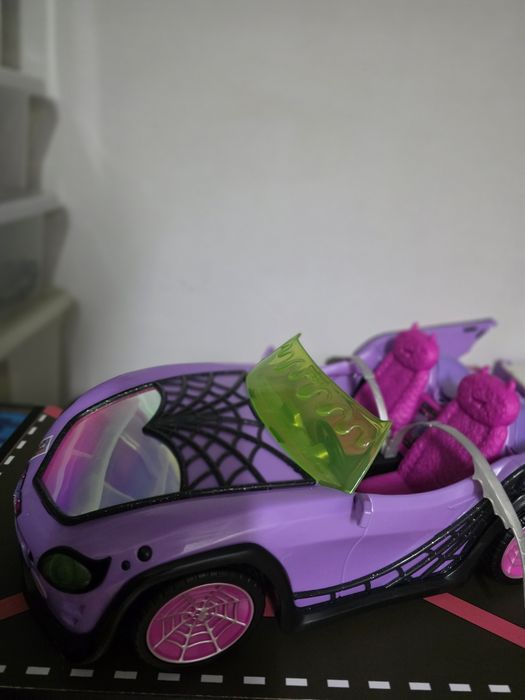 Carro rainbow high