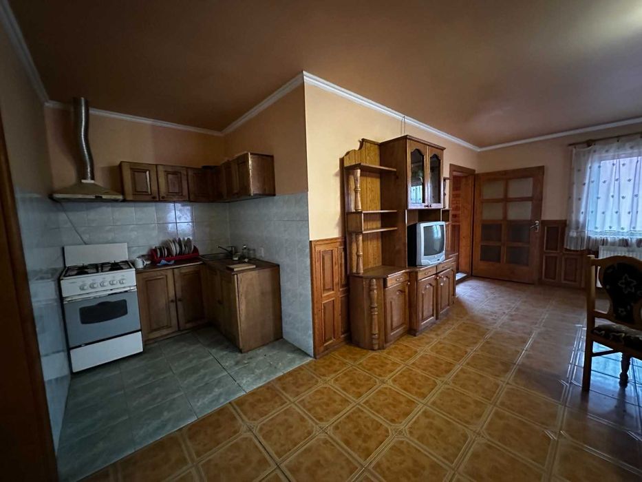 Продається диско бар з сауною, готелем та мойкою в с. Верхнє Водяне
