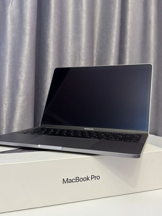 Ноутбук - MacBook Pro 2020