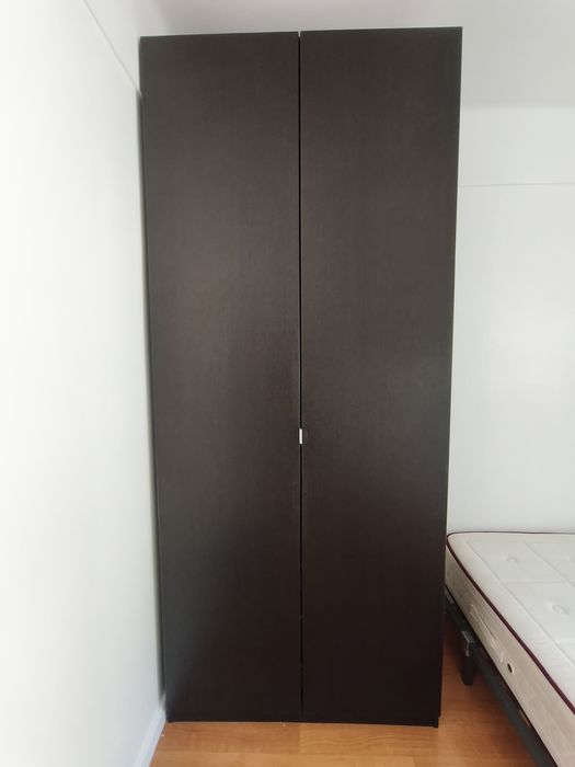 Roupeiro duas portas ikea