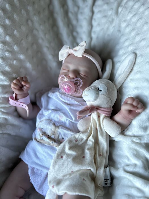 Bebé reborn com varias surpresas