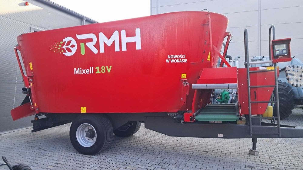 Wóz paszowy RMH 18m3