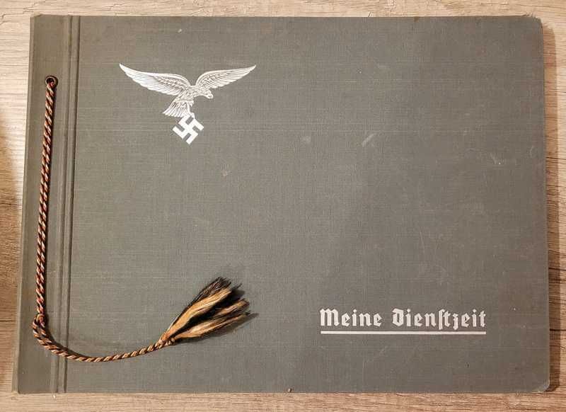 Unikatowy Zestaw: Oryginalny Album Luftwaffe + Bonus iii rzesza