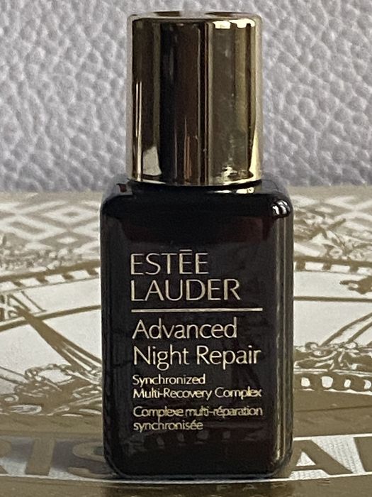 Сиворотка для лиця  ESTÉE LAUDER. Оригінал .