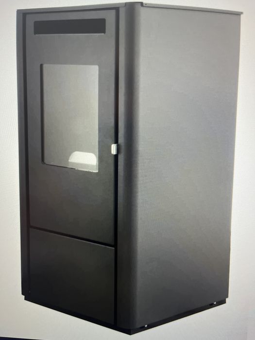 Piec stalowy na pellet Ferretti Milano 8kW czarny