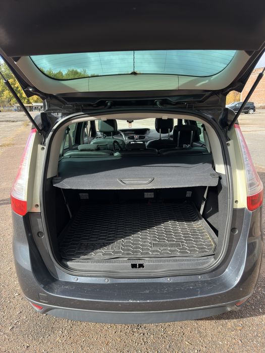 Renault grand scenic bose