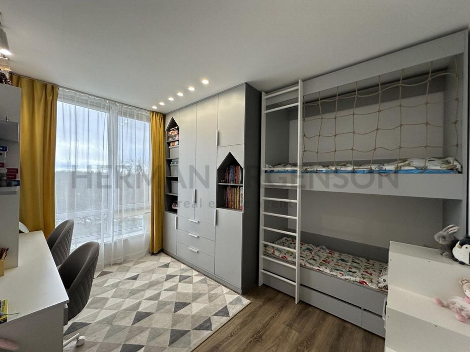 Продаж 3к квартири 82 кв.м / вул. Гленца, ЖК Парус Riverside