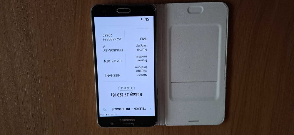 Samsung Galaxy J7 (2016)