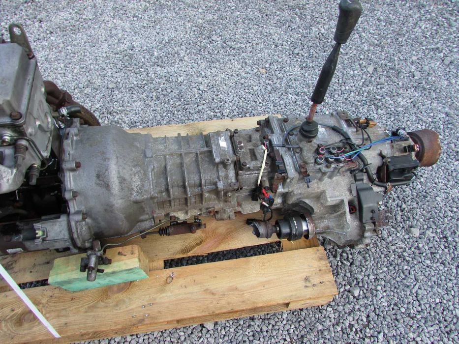 Skrzynia biegów manualna reduktor mitsubishi pajero III 3.2 did