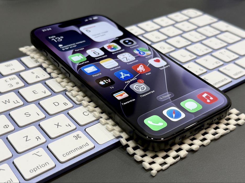 iPhone 15 Pro 128GB Black Titanium, Neverlock, eSIM (АКБ 86%)