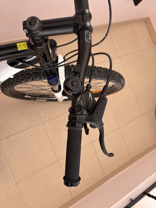 Bicicleta BTT Muddyfox Colossus 400 – Roda 29" – Travões Hidráulicos