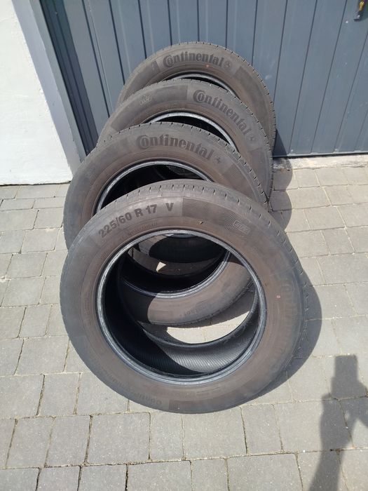 4 Opony letnie 17 Continental SUV