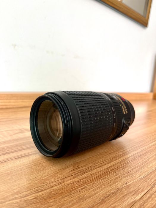 Nikon AF-S VR Zoom-Nikkor 70-300mm f/4.5-5.6 G IF-ED