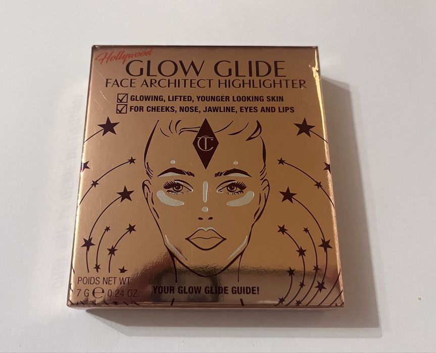 Charlotte Tilbury rozświetlacz glow glide „pillow talk”, pełnowymiarow
