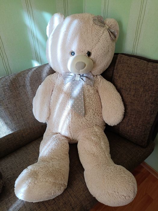 Ведмідь м'яка іграшка