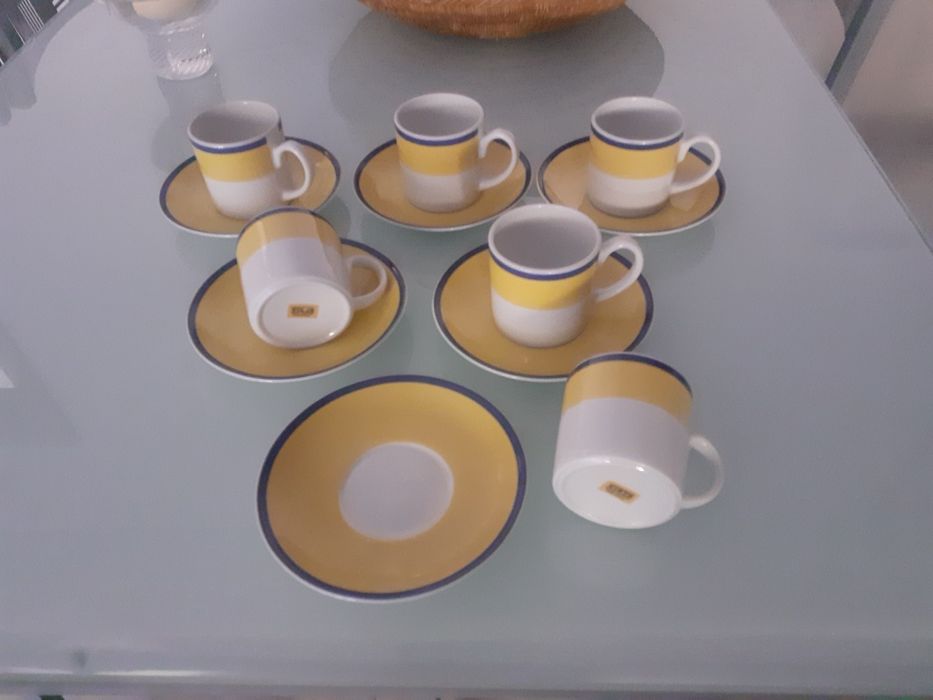 Chavenas de café da vista alegre