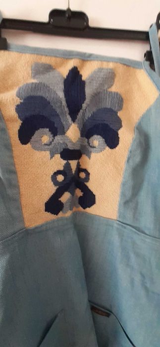 Zapaska ,spodnica z haftem