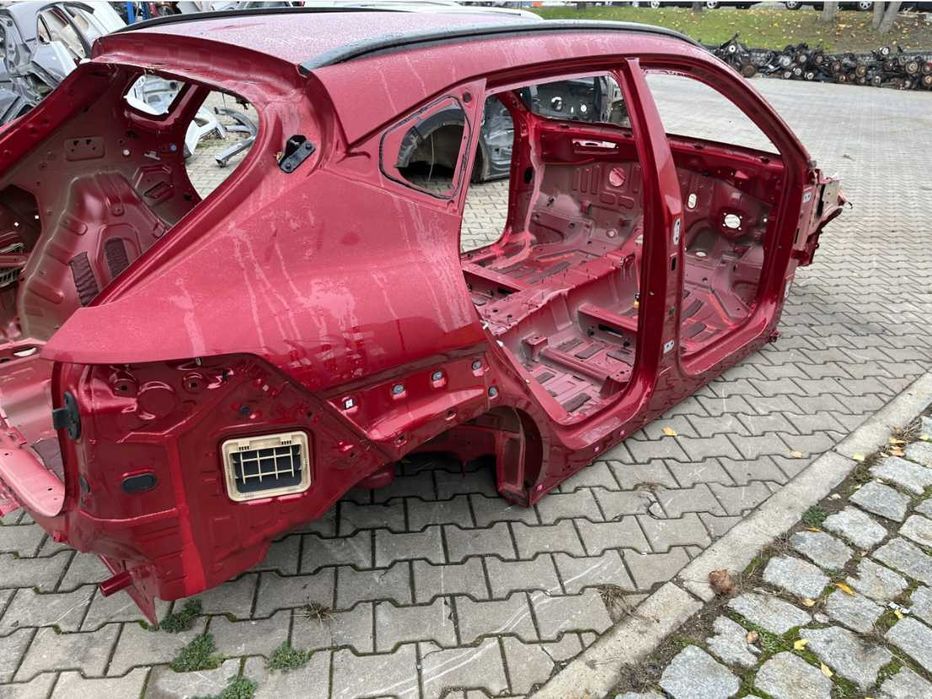 Четверть Hyundai Kona крило кузов розбірка
