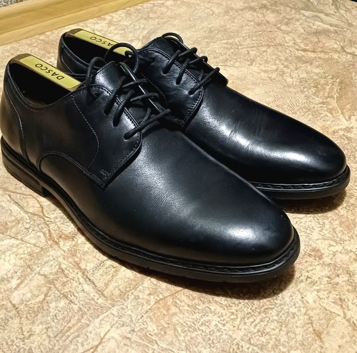 Туфлі шкіряні Clarks Banbury Lace  
Туфлі