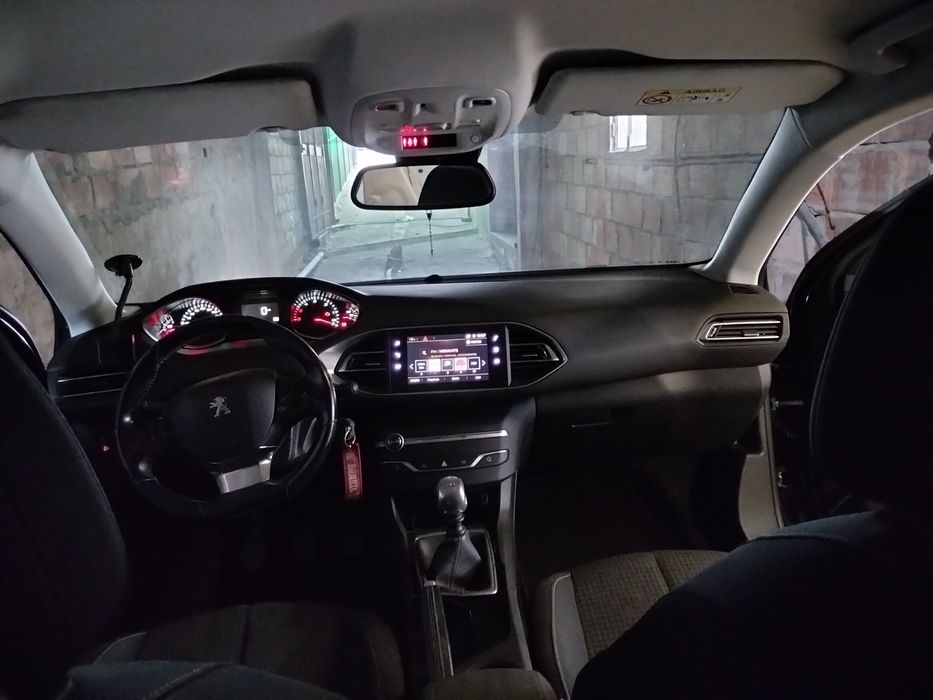 Peugeot 308 BlueHdi Style