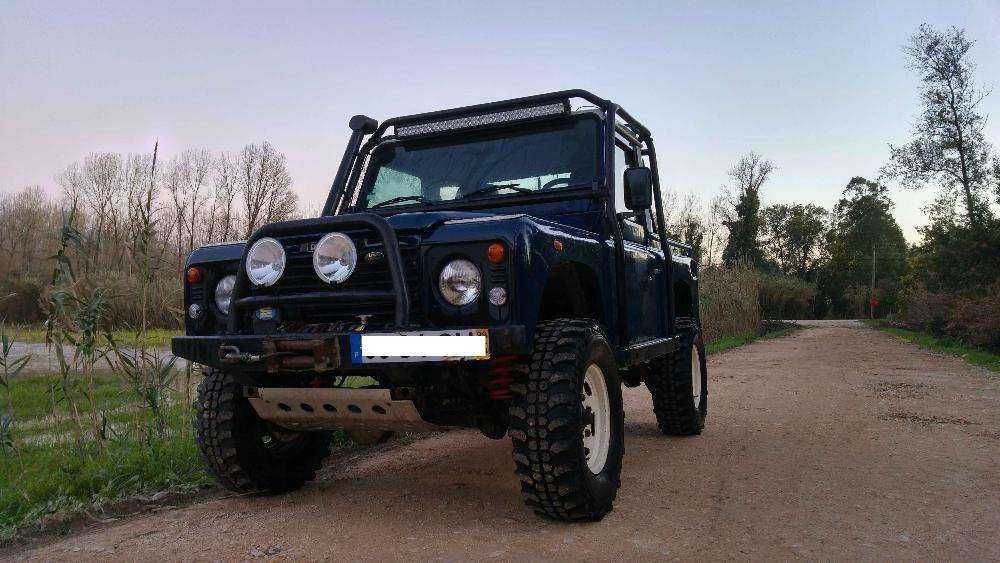 Rollbar + Truck cab + Snorkel land rover defender