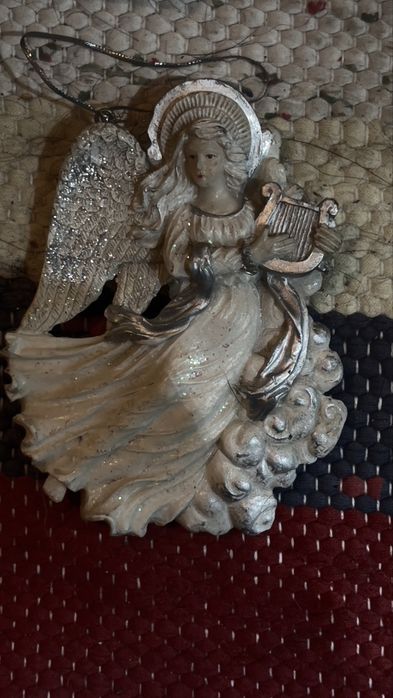 Figuras de presepio novas.